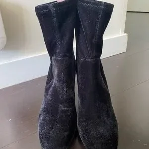 Lord Taylor Shoes Lord And Taylor Velvet Boots Poshmark